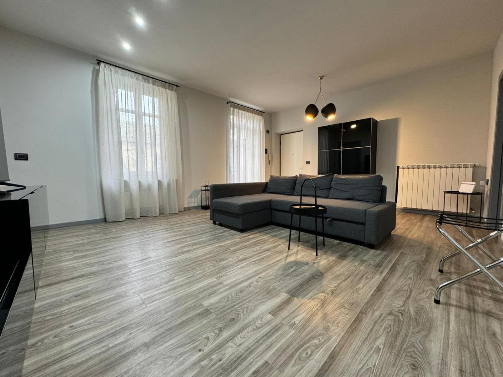 Le Tre Ca', Ca' Cecilia, Ca' Nina, Ca' Vittoria Apartment อัสตี ภายนอก รูปภาพ
