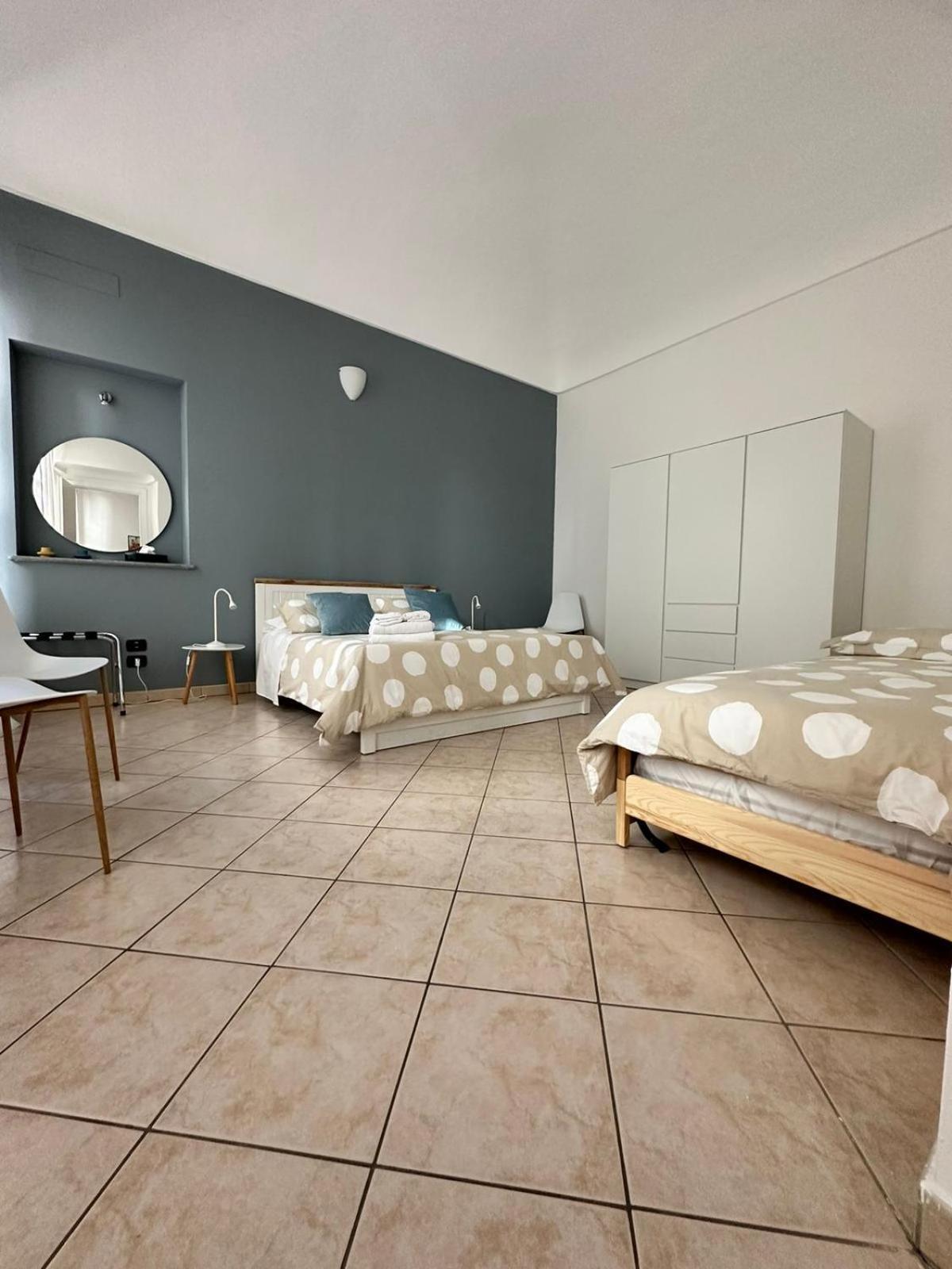 Le Tre Ca', Ca' Cecilia, Ca' Nina, Ca' Vittoria Apartment อัสตี ภายนอก รูปภาพ